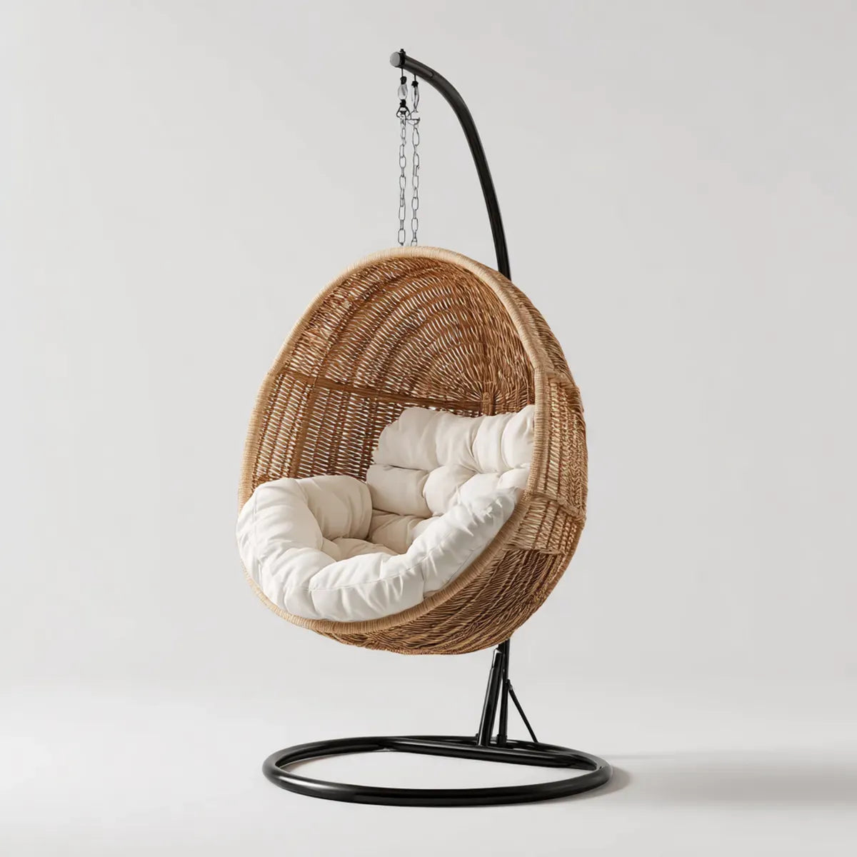 Hamak lub fotel wisz?cy, Naturalny owalny ogr¨®d wisz?cy fotel z czarnym stalowym oparciem 105 x 105 x 195 cm
